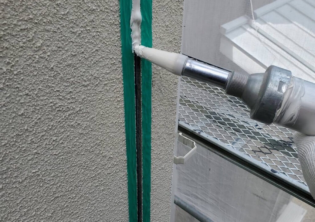 コーキング材充填の様子