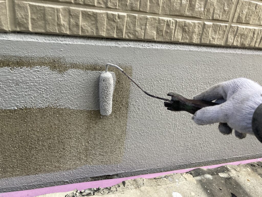 基礎塗装<br />
上塗り状況