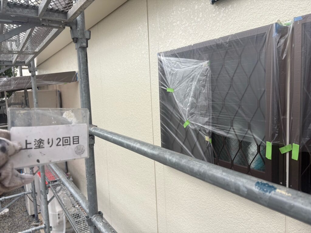 外壁上塗り2回目完成