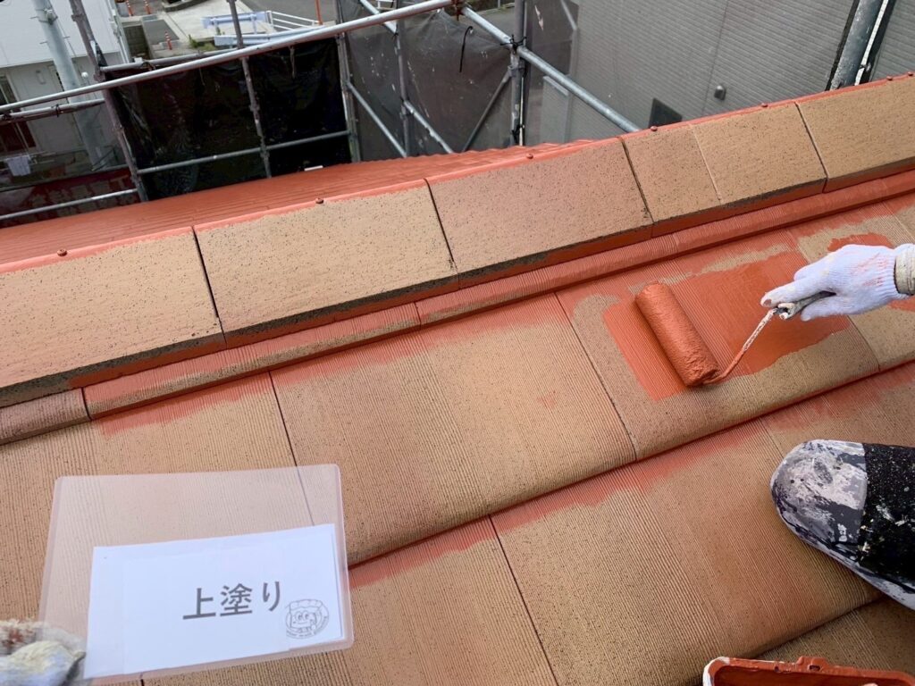 屋根上塗り状況