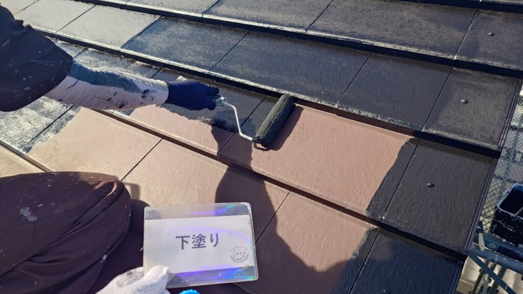 屋根下塗り状況