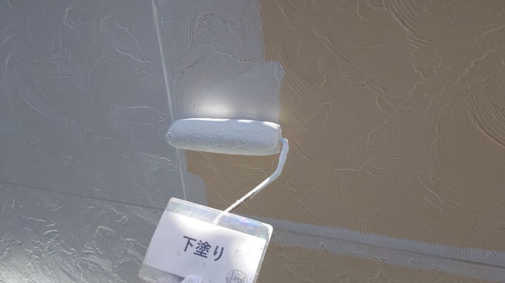 外壁下塗り状況