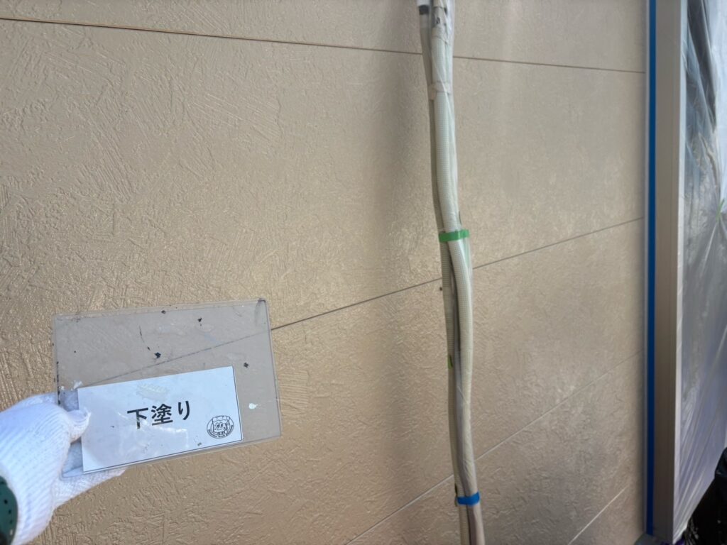 外壁下塗り完成