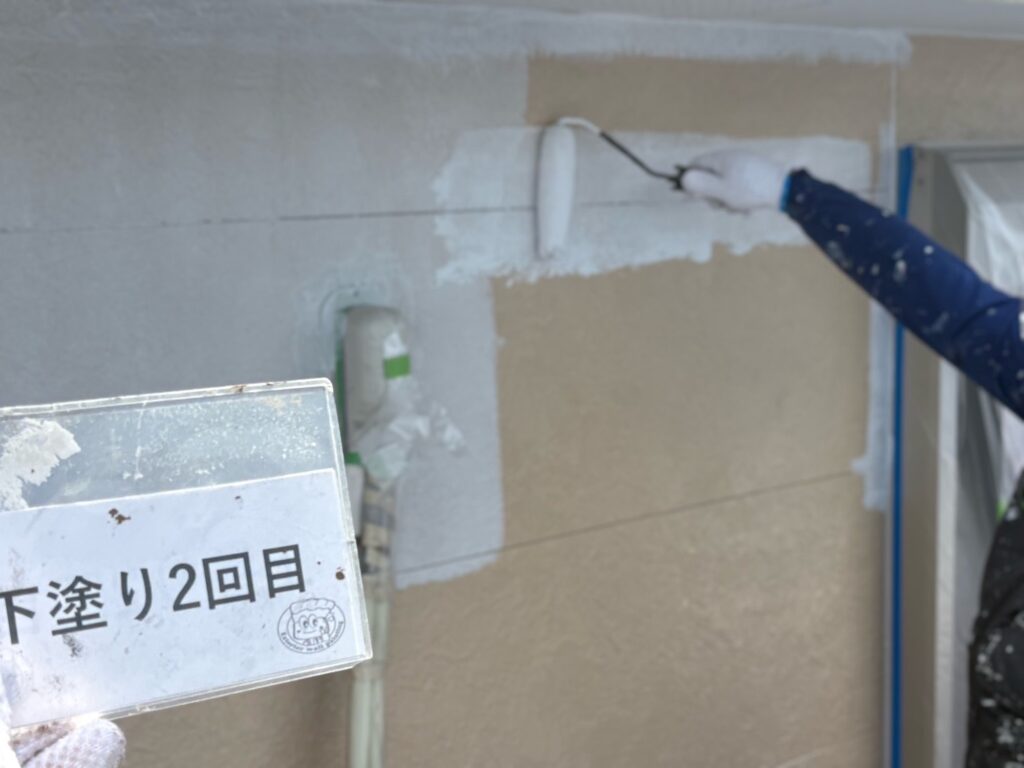 下塗り2回目状況<br />
関西ペイント<br />
リフォームサミット<br />
RSマイクロサーフ仕様<br />
