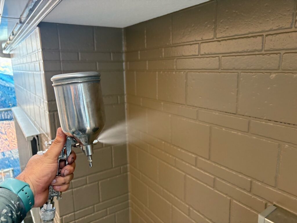 光触媒施工状況