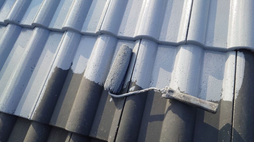 屋根下塗り状況