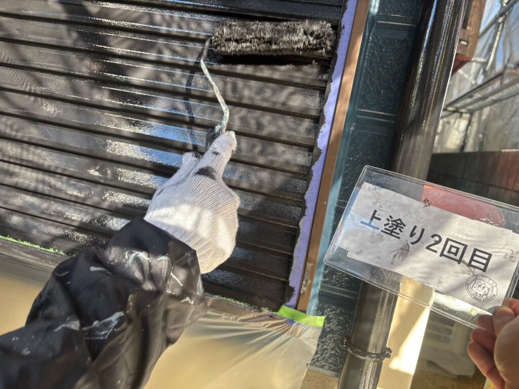 戸袋　上塗り2回目状況