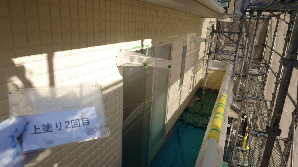 外壁上塗り2回目完成