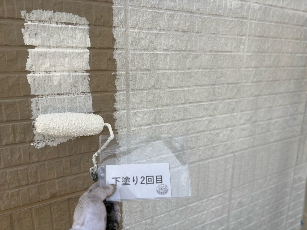 外壁塗装下塗り2回目状況