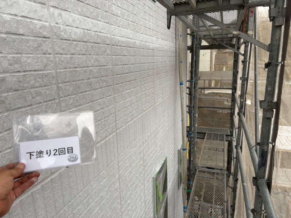 外壁下塗り2回目完成