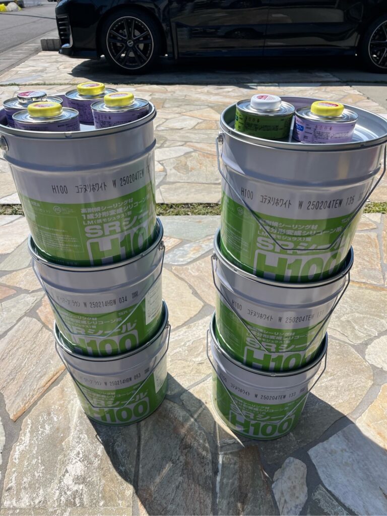 コーキング材料<br />
サンライズ<br />
SRシールH100