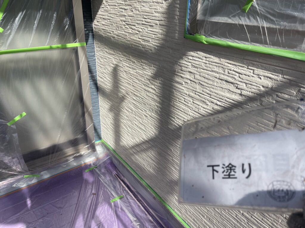 外壁下塗り完成