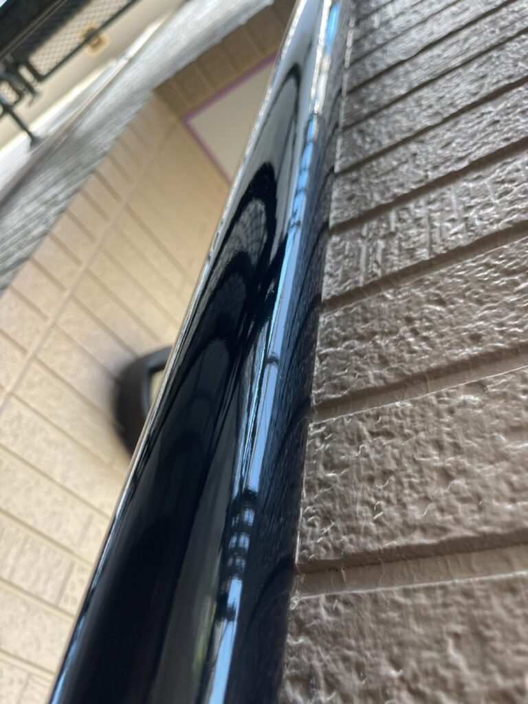 雨樋塗装<br />
完成