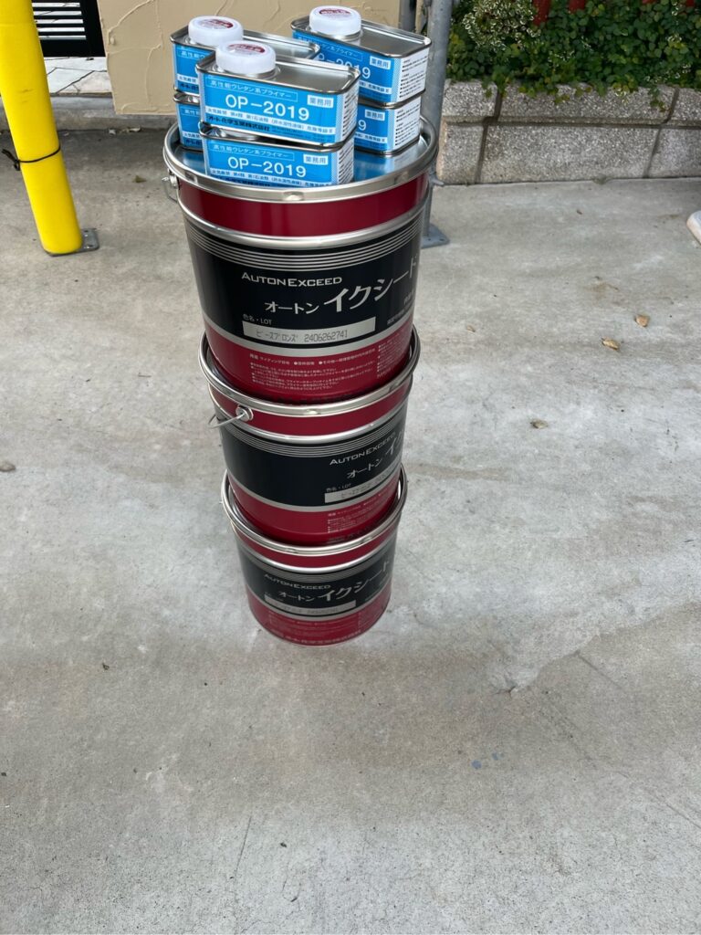 コーキング工事<br />
材料<br />
オートンイクシード