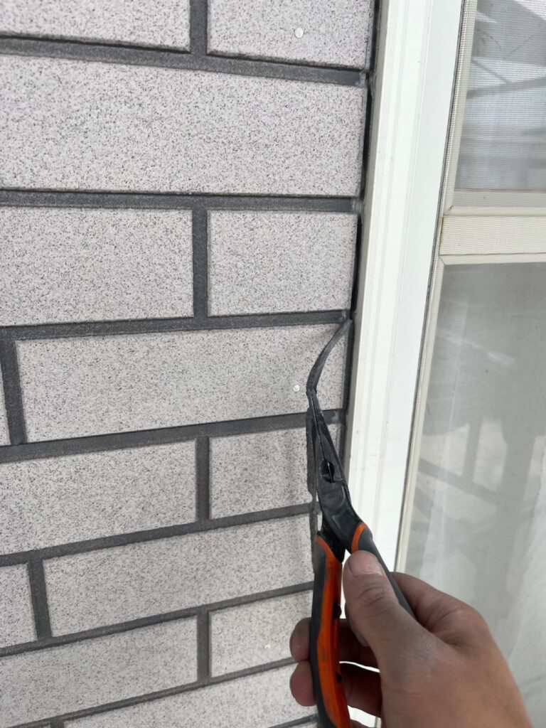 コーキング撤去状況