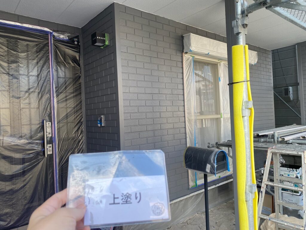 外壁塗装<br />
上塗り完了