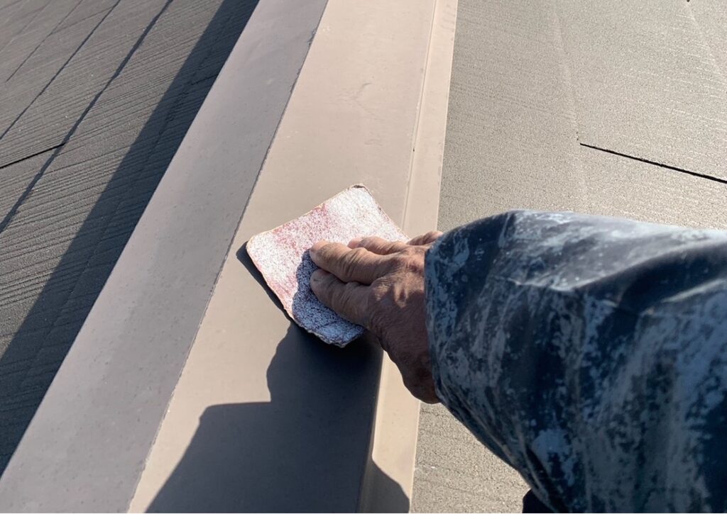 板金部<br />
下地処理