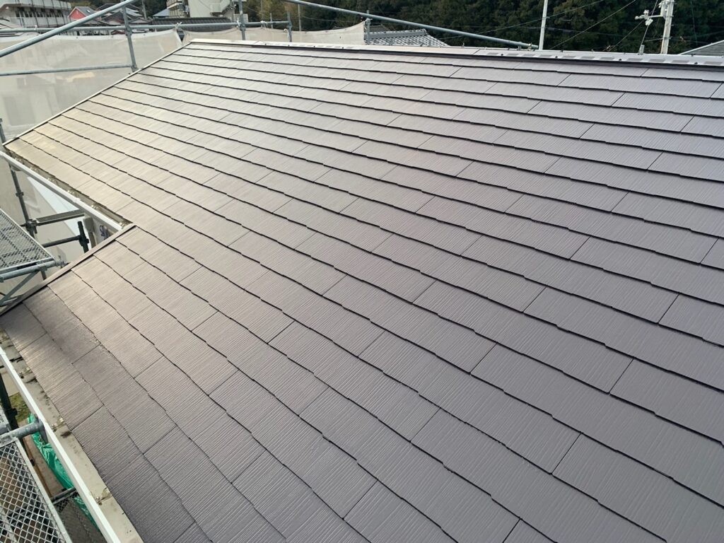 屋根塗装<br />
上塗り完了
