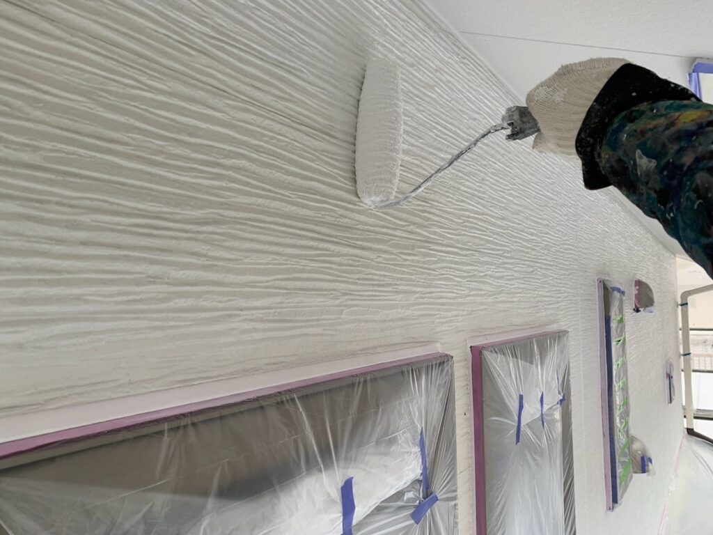 外壁下塗り状況