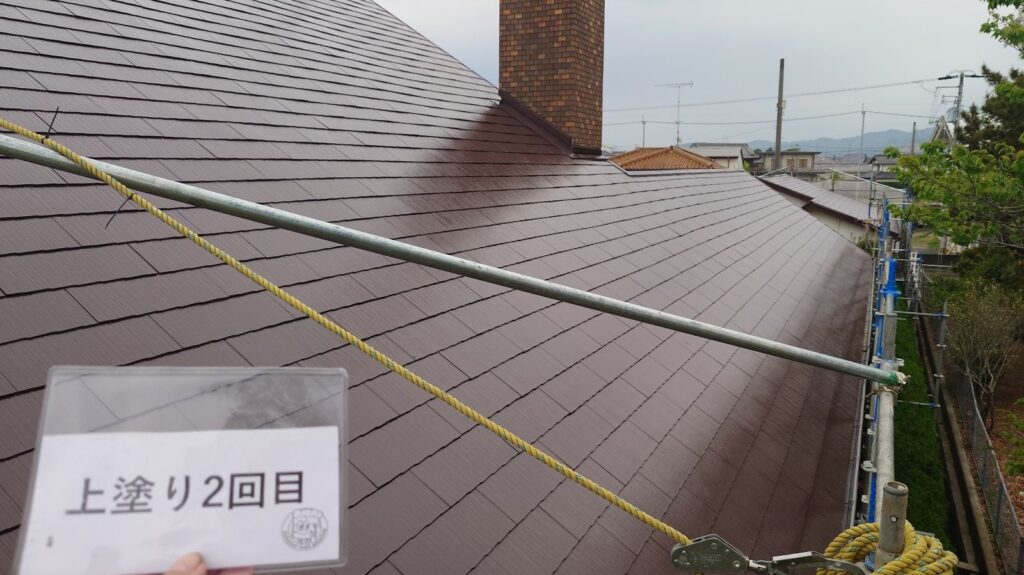 屋根上塗り2回目完成