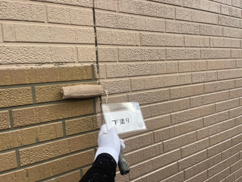 多彩模様ダブルトーン仕上げ<br />
ベース1回目状況