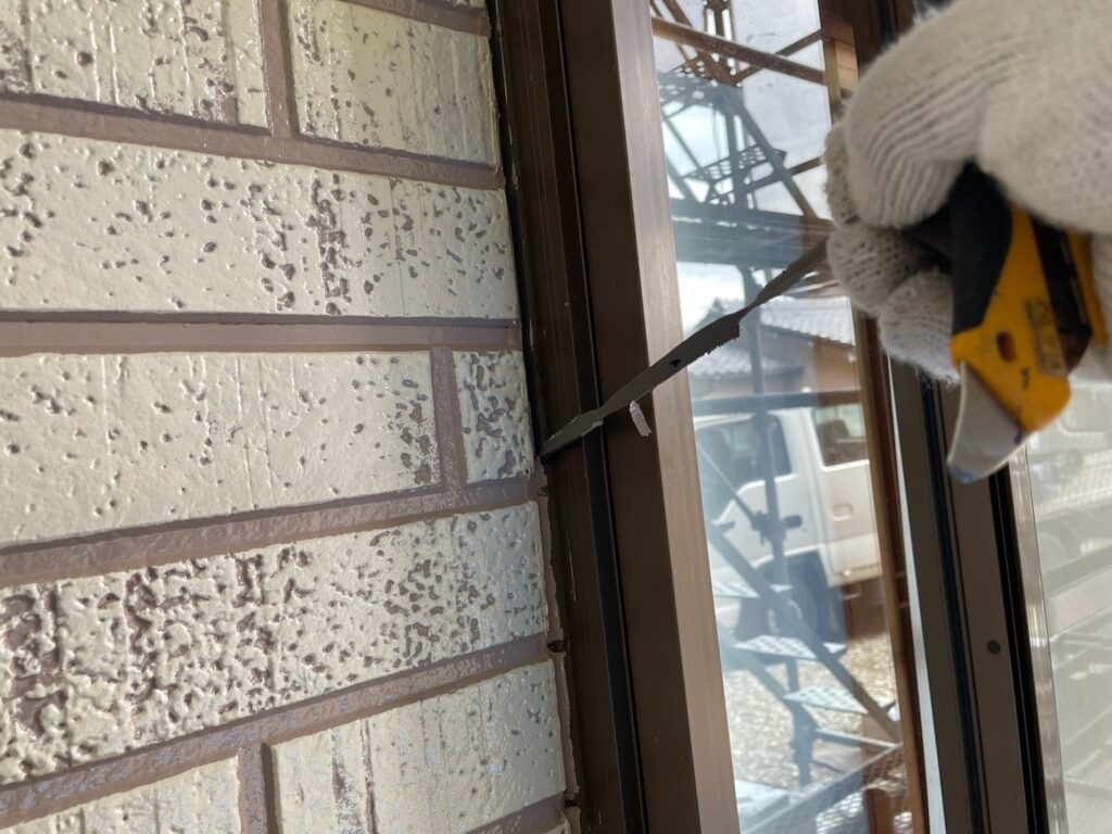 シーリング施工<br />
撤去　状況