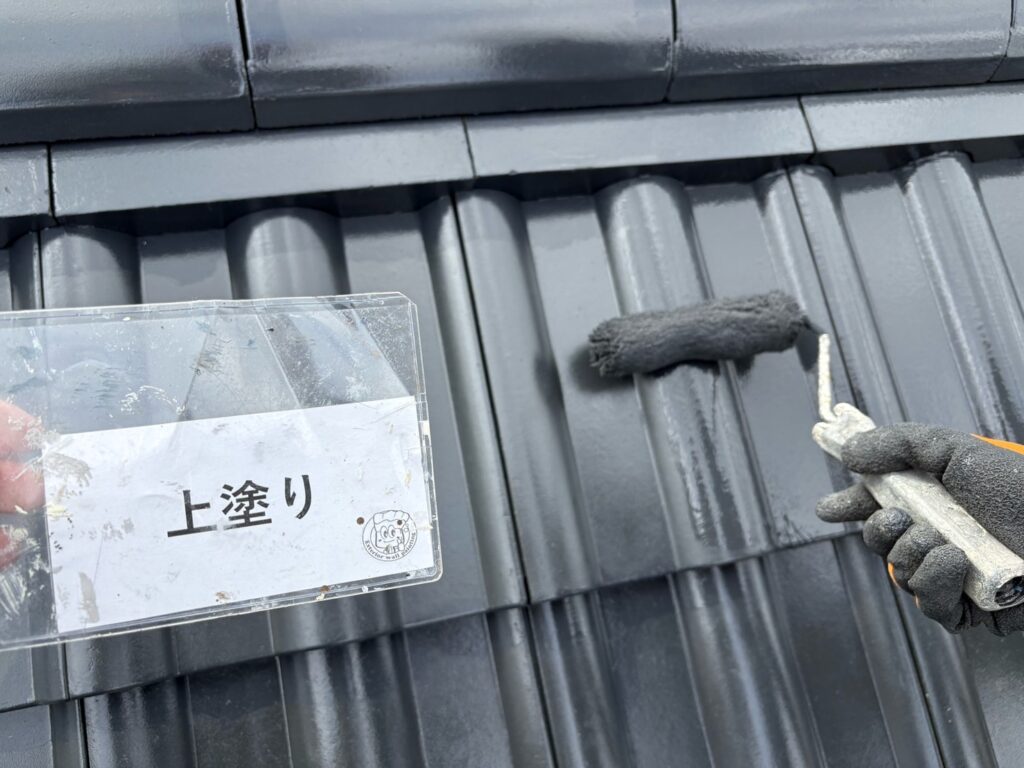 中塗りを行ないます。