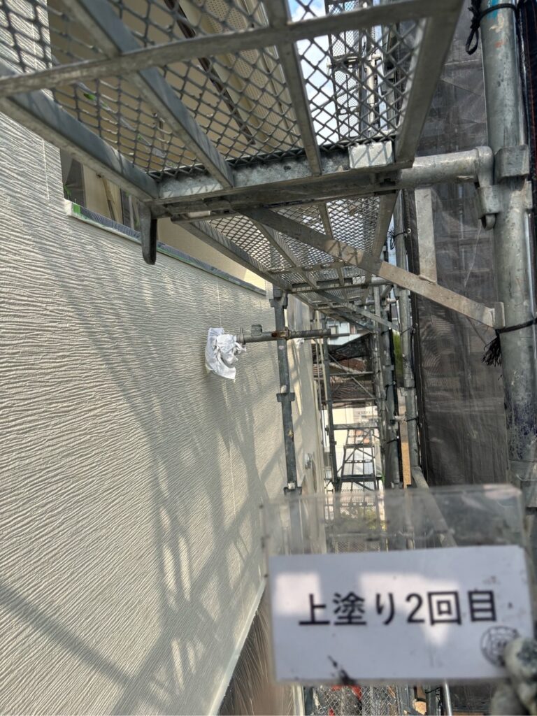 上塗り2回目後です。