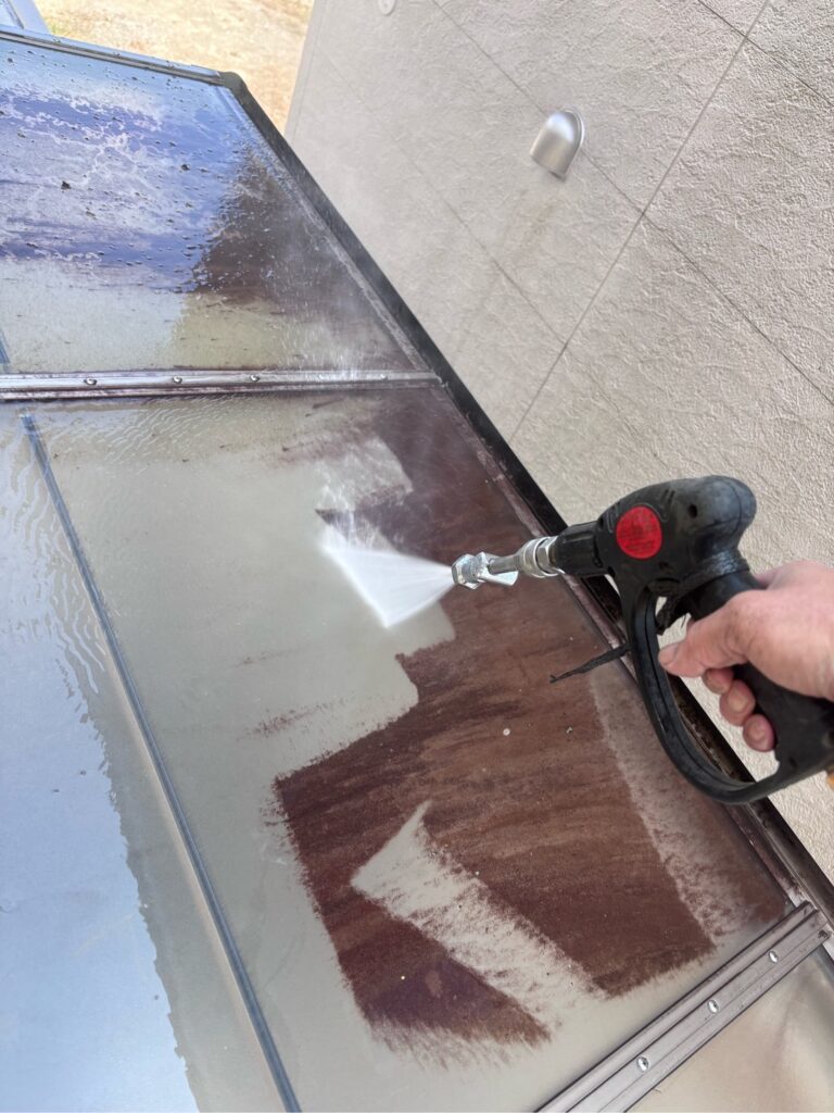 ポリカ高圧ジェット洗浄