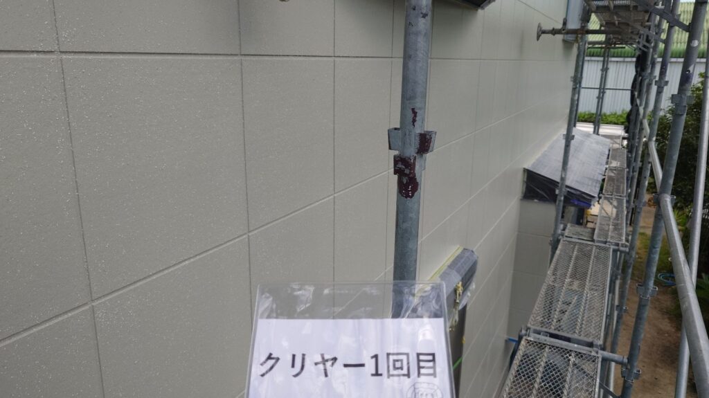 模様付け上塗り後です。