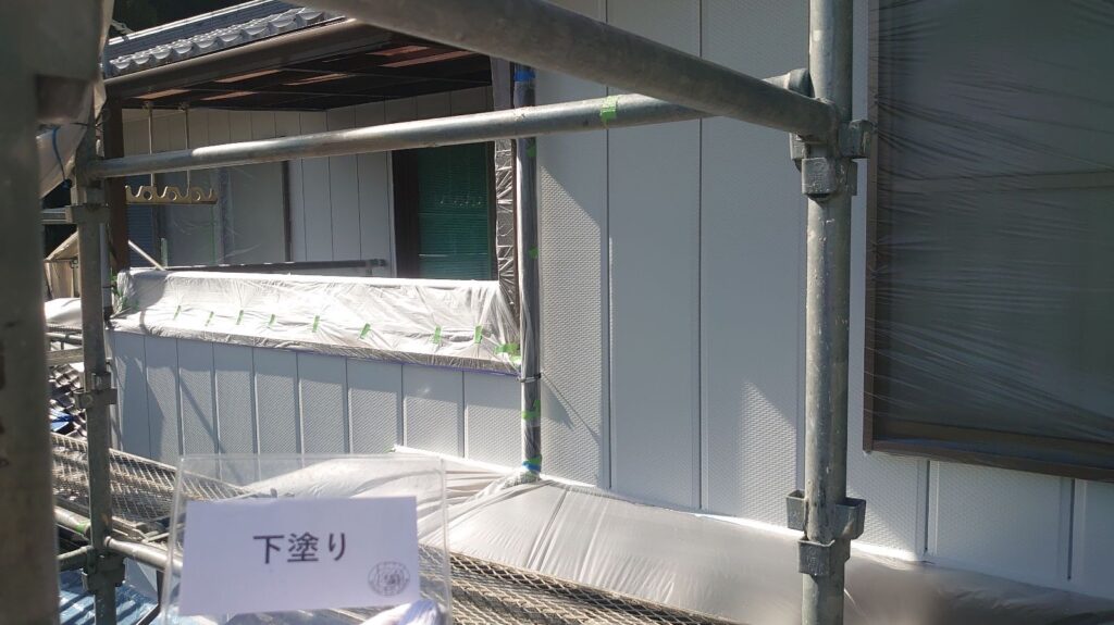 下塗り後です。