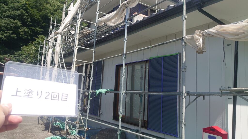 上塗り2回目後です。