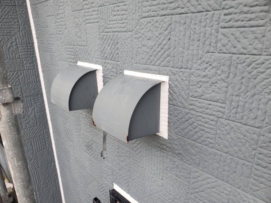 シーリング施工<br />
完成