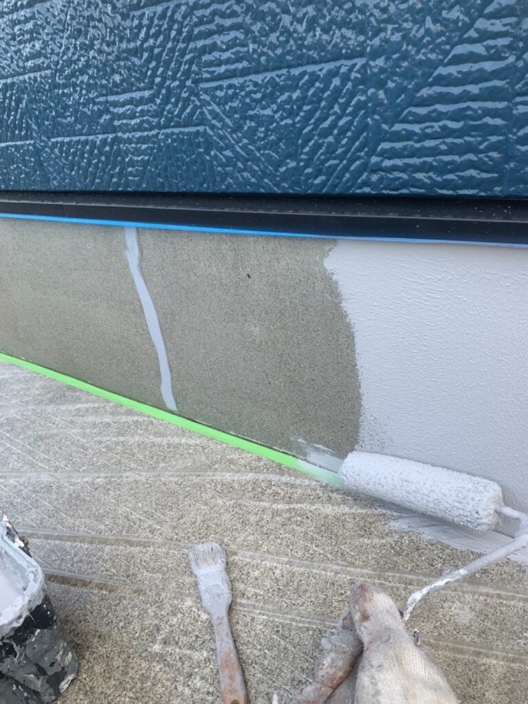 基礎塗装<br />
上塗り状況