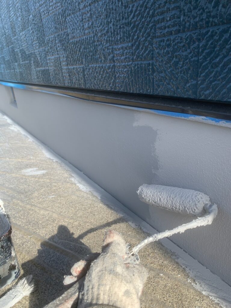 基礎塗装<br />
上塗り2回目状況