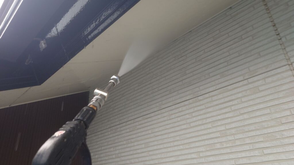 付帯<br />
高圧洗浄状況