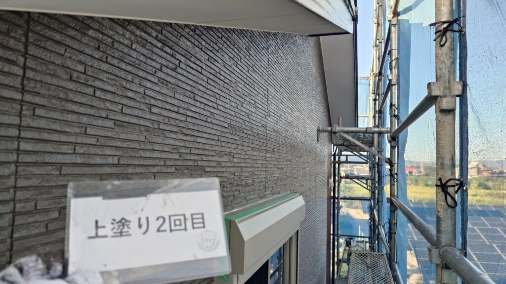 外壁塗装工事<br />
<br />
完成