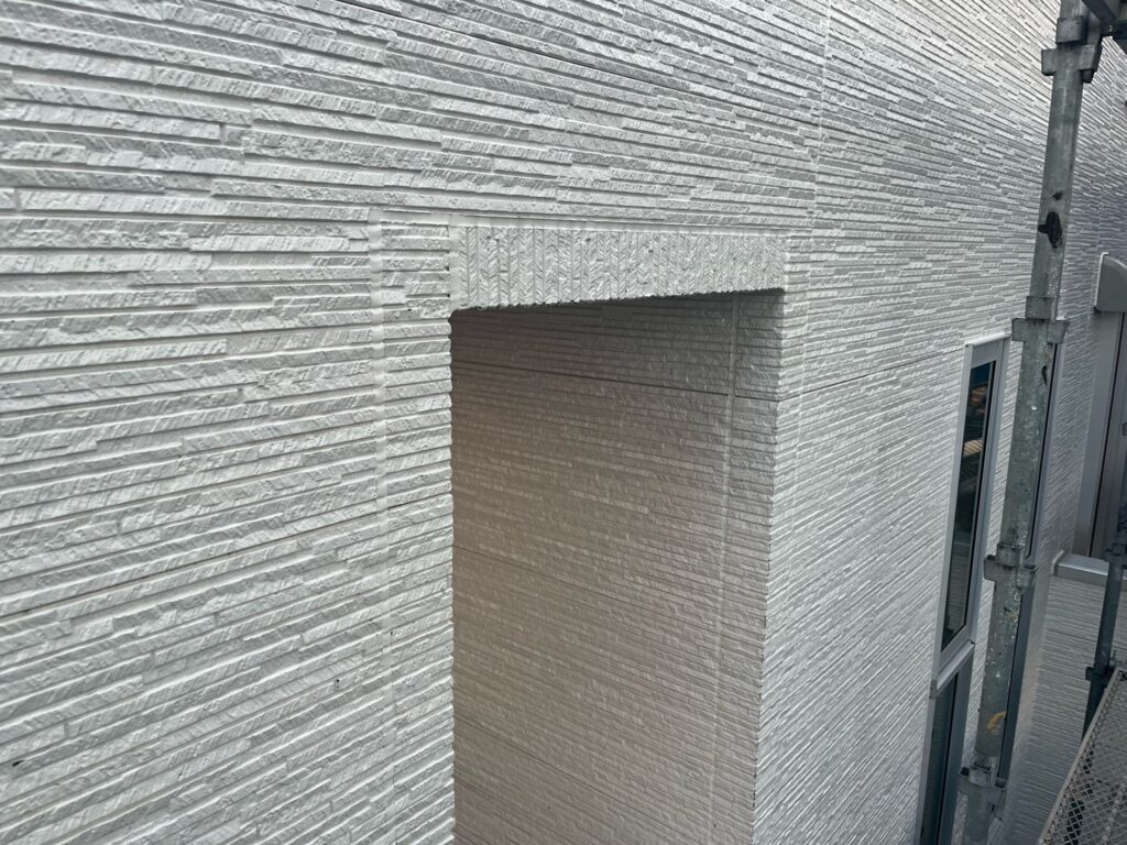 コーキング工事<br />
完成