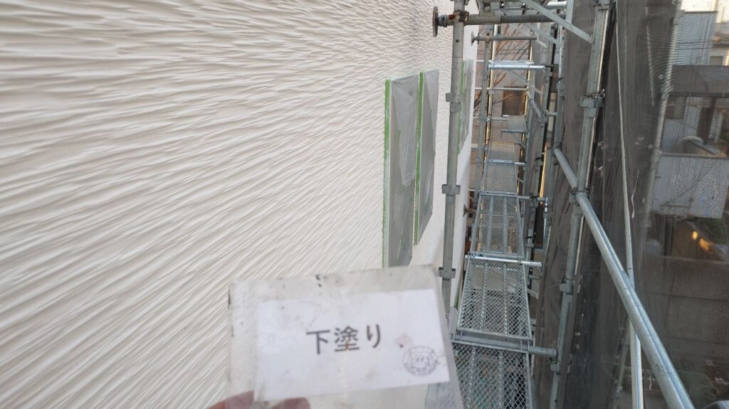 下塗り後です。