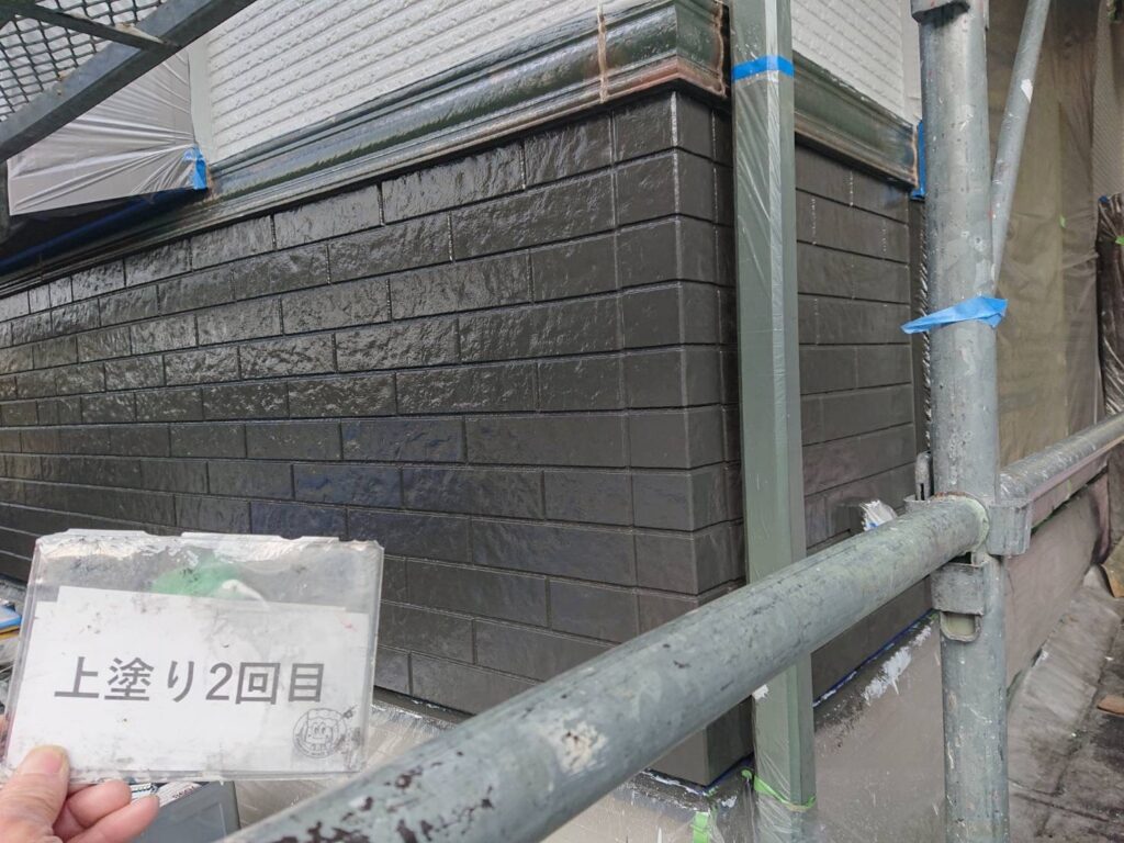 上塗り2回目後です。