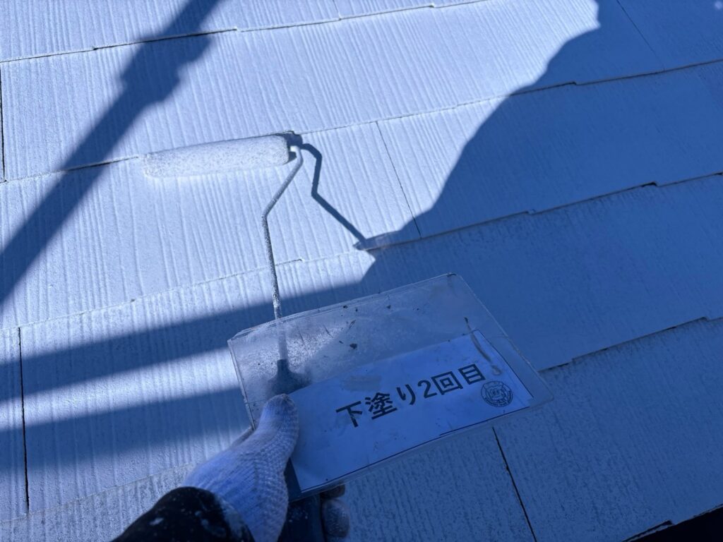 下塗り2回目を行ないます。