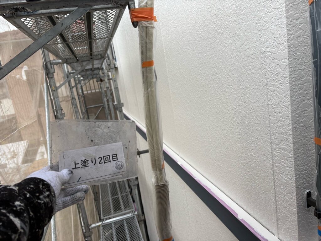 上塗り2回目後です。