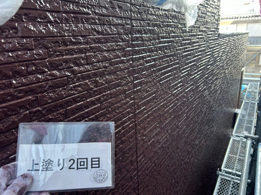 上塗り2回目<br />
完成です。