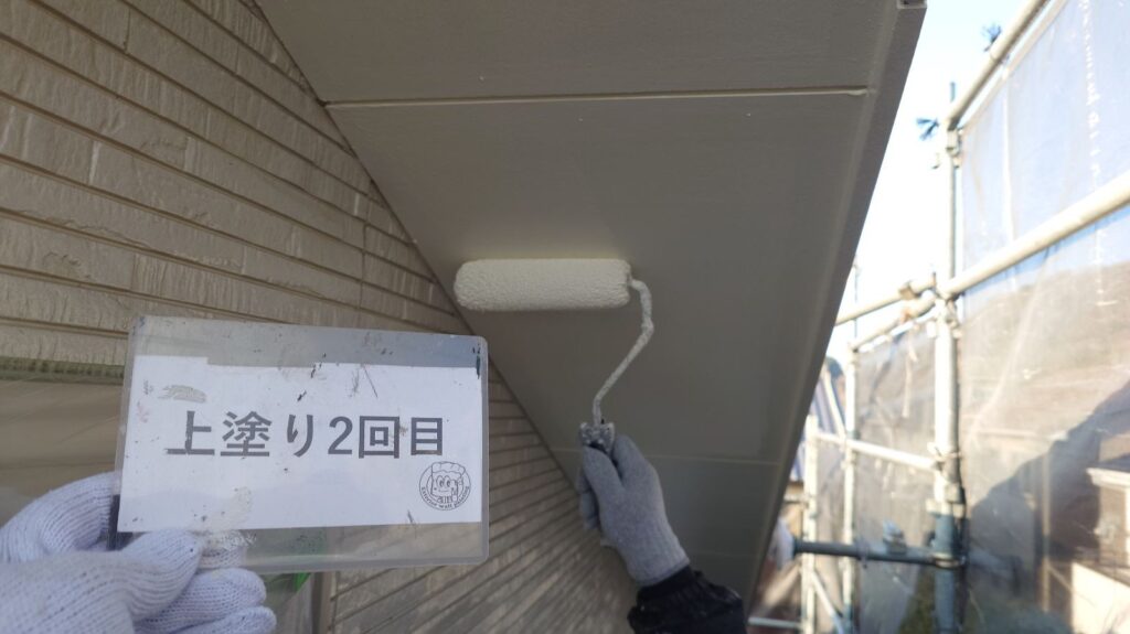 上塗り2回目の状況になります。