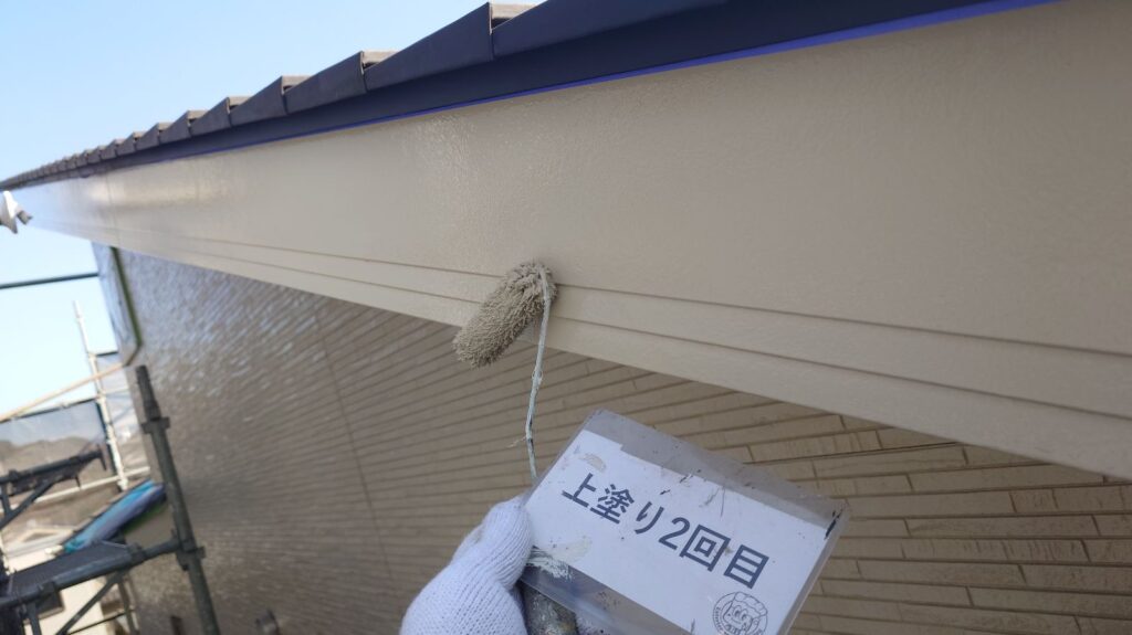 上塗り2回目の状況になります。