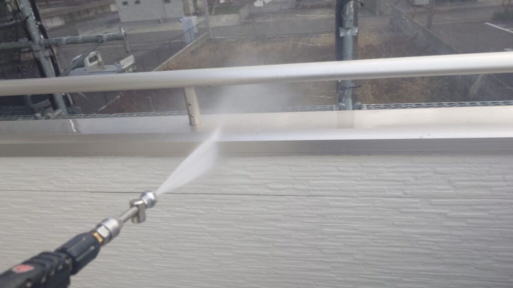 手摺り高圧ジェット洗浄