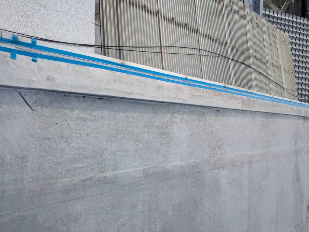 マスキングテープ貼り状況になります。