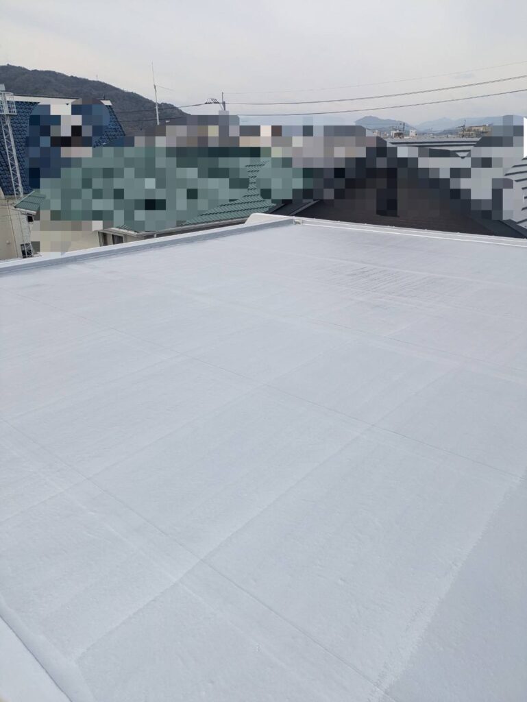 トップコート<br />
1回目完成です。