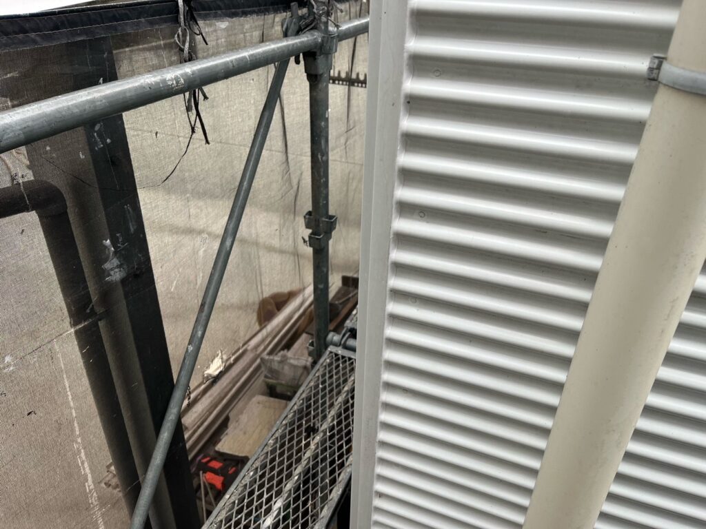 コーキング<br />
仕上がりになります。