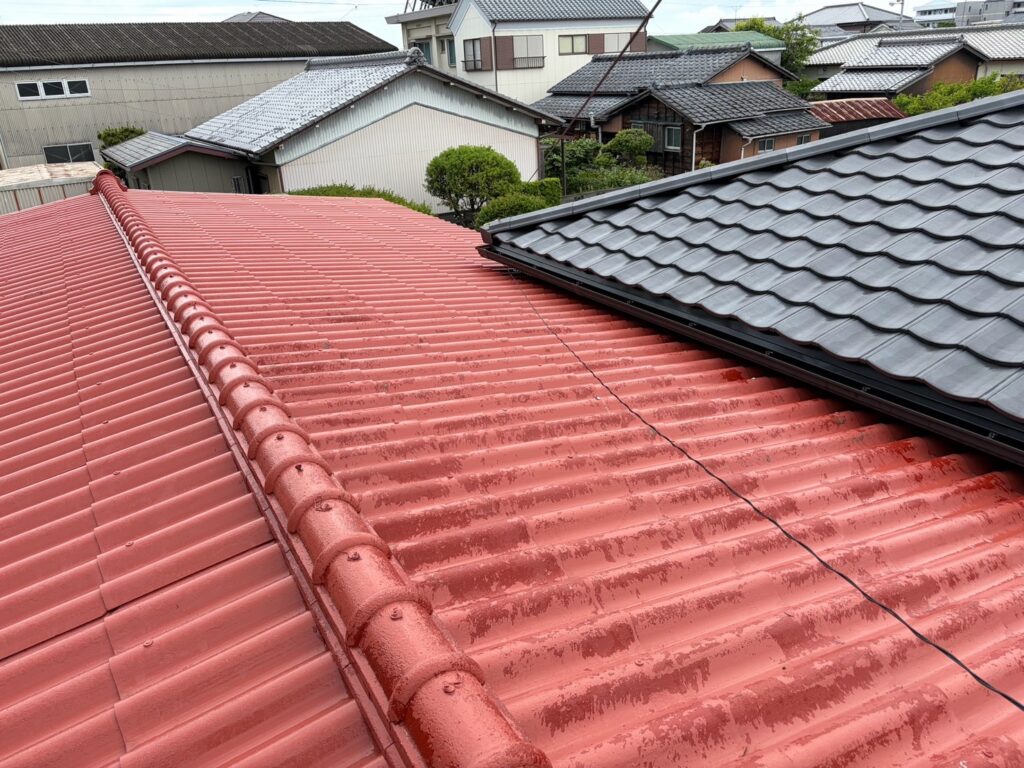 洗浄、下地調整後<br />
<br />
密着が悪い箇所をしっかりと落としました。